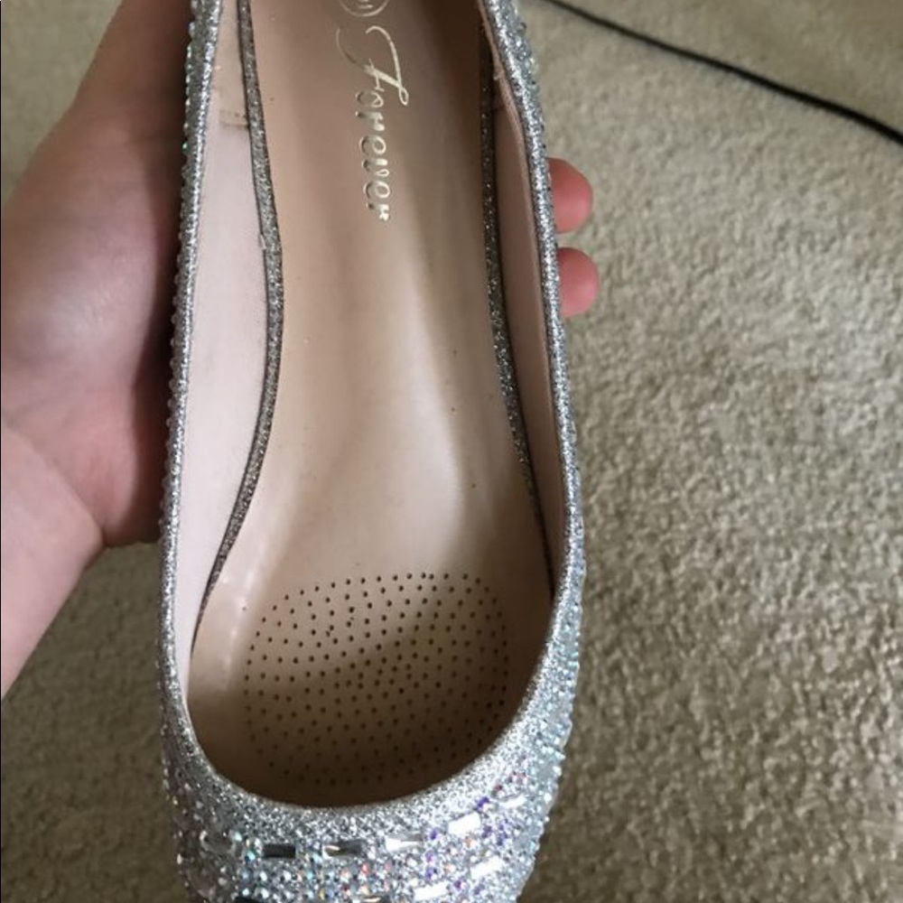 Silver flats - Picture 3 of 6